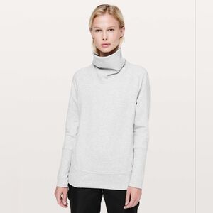 Lululemon High Lines Pullover Size 6 Light Gray Style Number: W3BN6S Long Sleeve
